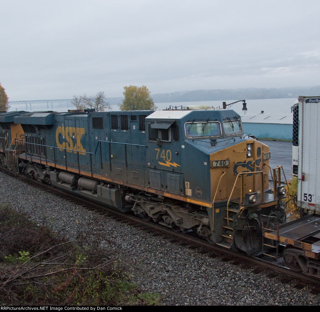 CSXT 740